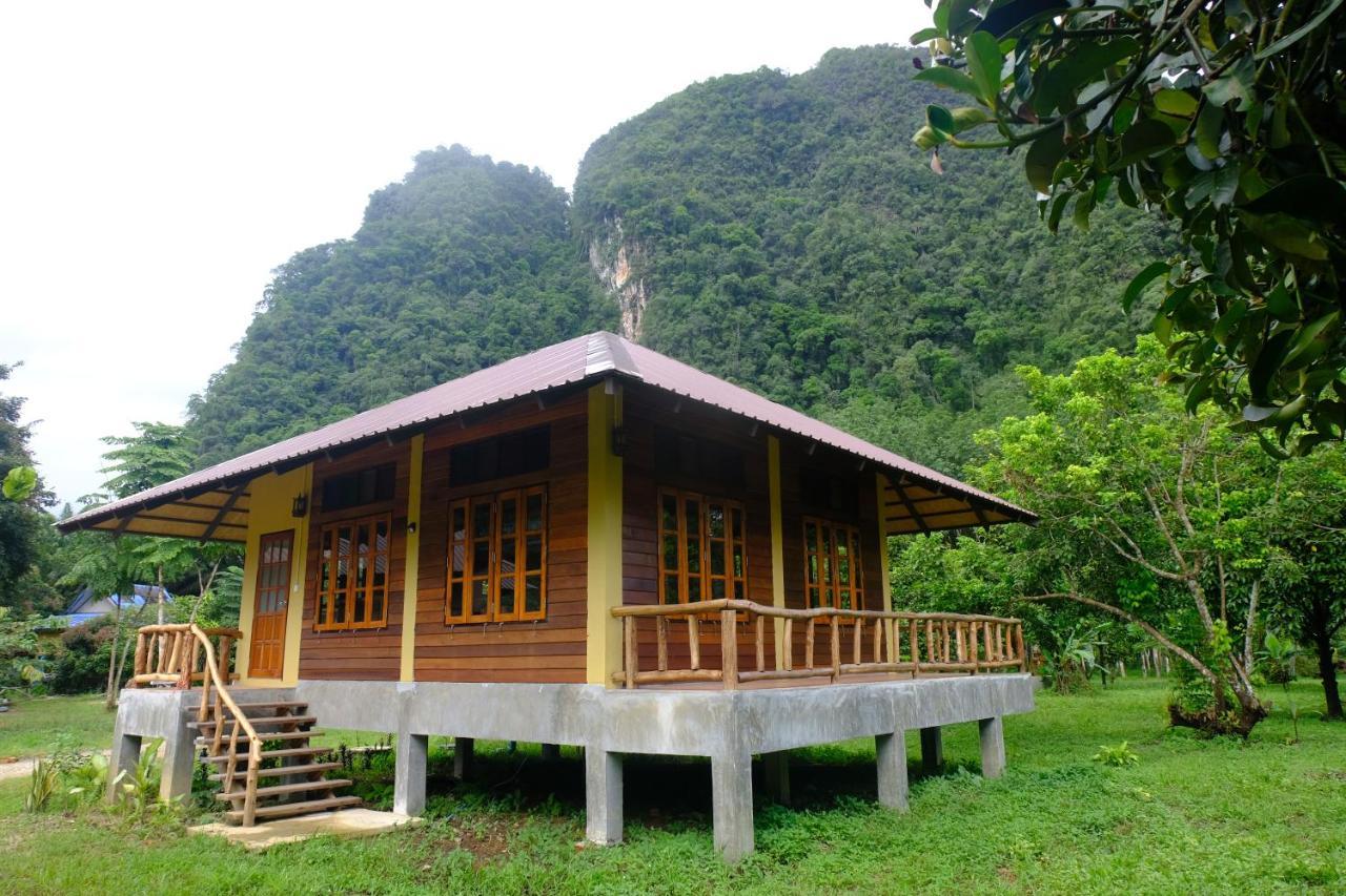Monkey Mansion - Jungalows & Tours Khao Sok National Park エクステリア 写真