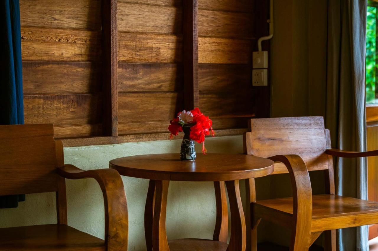 Monkey Mansion - Jungalows & Tours Khao Sok National Park エクステリア 写真